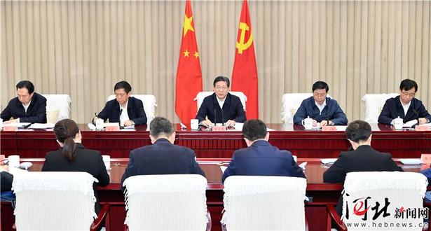 王东峰与省委党校第八期中青年干部培训班学员座谈