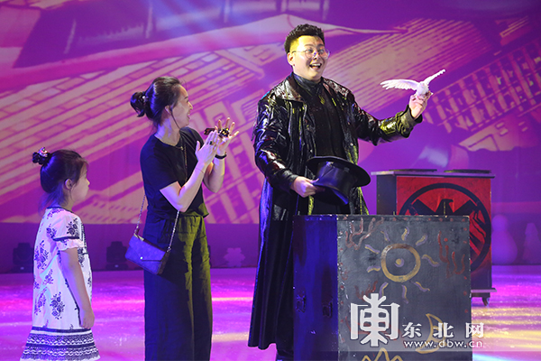 图片默认标题_fororder_杂技.4