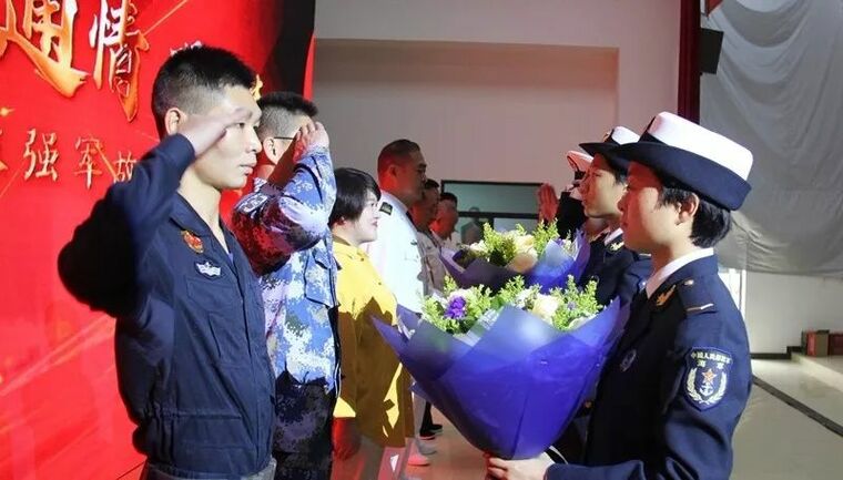 看！南海卫士用这种方式跨年