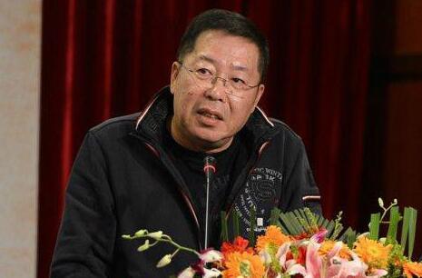 又有鲜肉耍大牌：片酬6000万 嫌台词不时尚