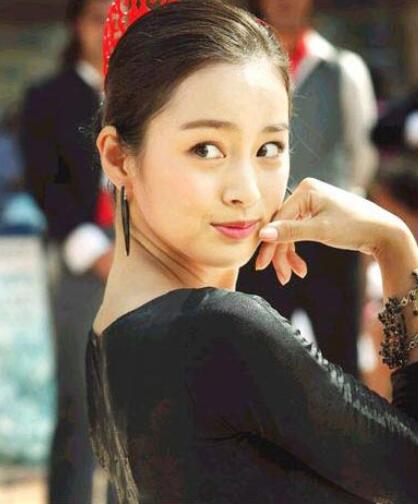 Rain公布婚讯 你知道谁是金泰熙吗？身家超过rain！