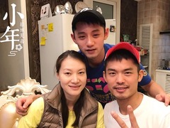 林丹出轨后首同框谢杏芳 与张继科过小年气氛温馨
