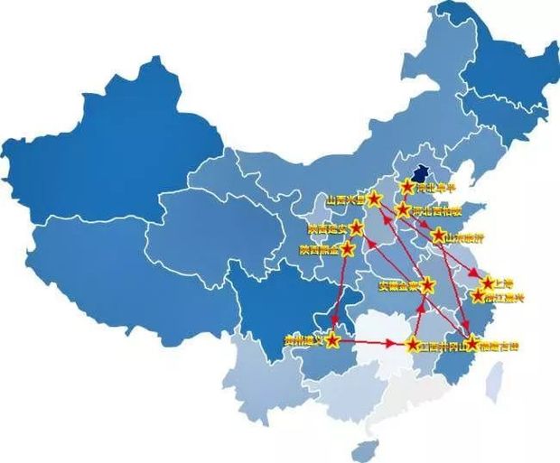 头条 | 红色旅游，让我们跟着他走！