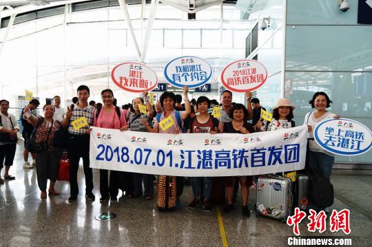 江湛高铁通车 带热越南边境游（资讯）