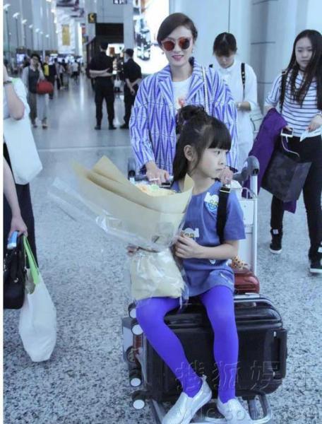 细数嫁入豪门的十大幼龄星妈 昆凌梁洛施陈静仪赵雅芝
