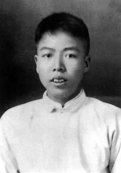 【初心在身边 红船驶进新时代】党章守护人张人亚