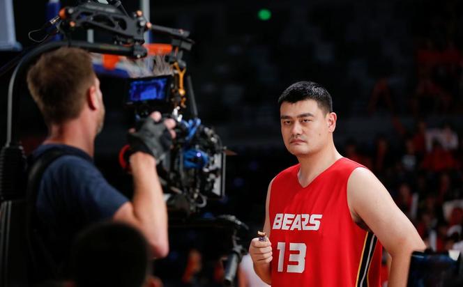 姚明成为中美两国篮球文化交流的桥梁