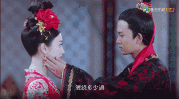 《大唐荣耀》景甜任嘉伦被删吻戏看的脸红 亲了这么久为啥不放？难道假戏真做