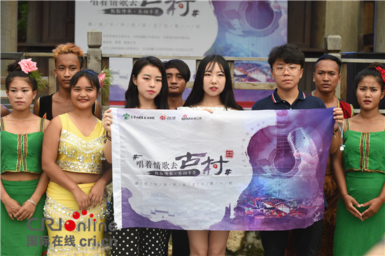 (供稿 社会广角列表 三吴大地镇江 移动版)南拳妈妈空降镇江千华古村用情歌致敬民俗传承 (供稿 社会广角列表 三吴大地镇江 移动版)南拳妈妈空降镇江千华古村用情歌致敬民俗传承