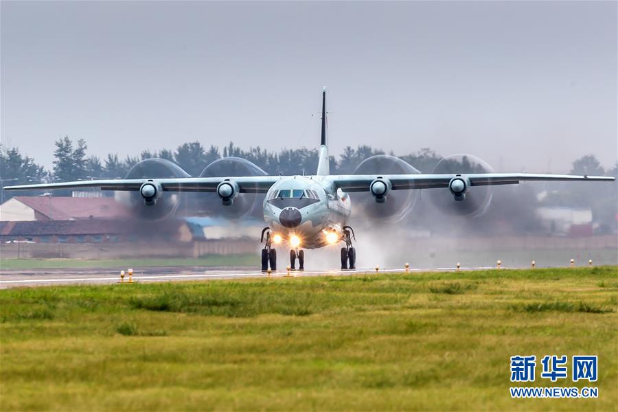 空军轰—6K等五型战机和空降兵将赴俄参加国际军事比赛