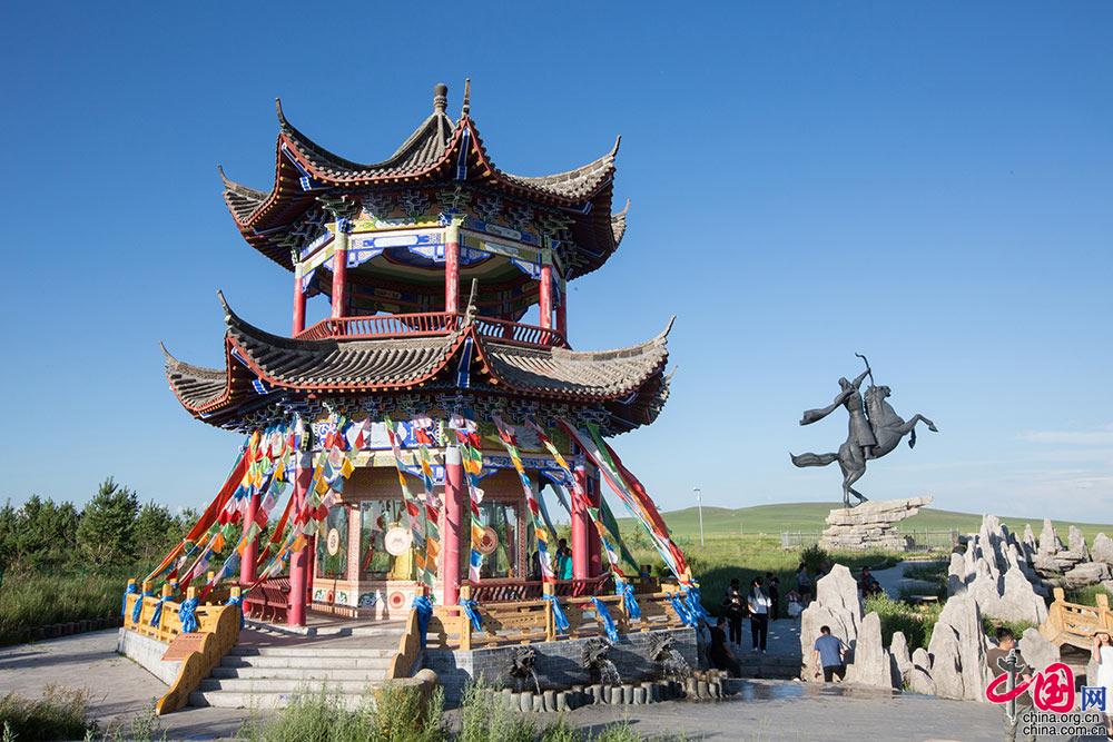 【新时代·幸福美丽新边疆】乌拉盖管理区：“旅游＋”助力打造“天边草原”旅游品牌[组图]