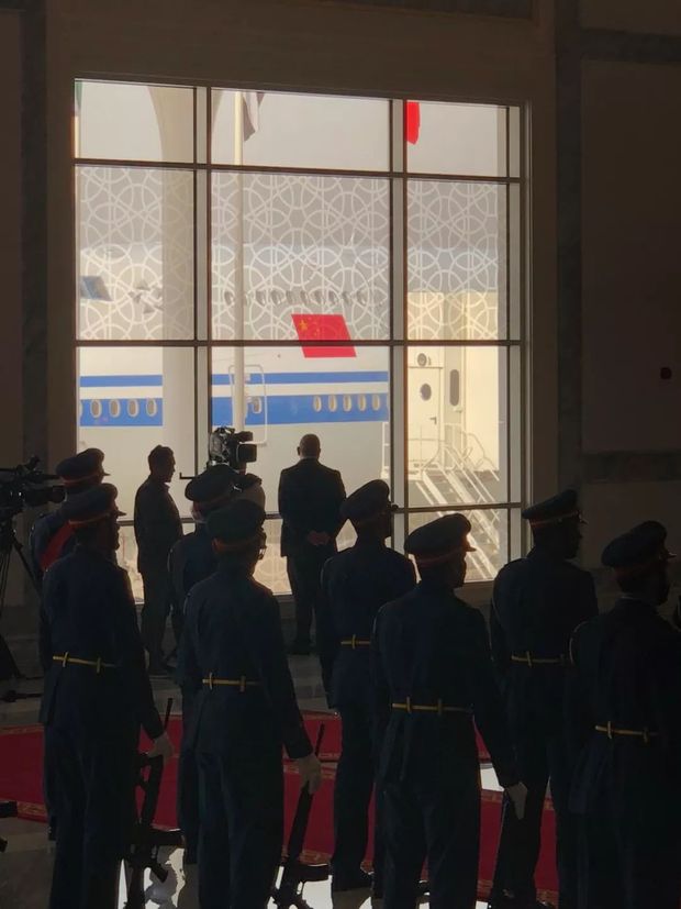 时政新闻眼丨阿联酋：历史性访问