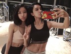 美女神似“Angelababy” 与闺蜜健身照爆红网络