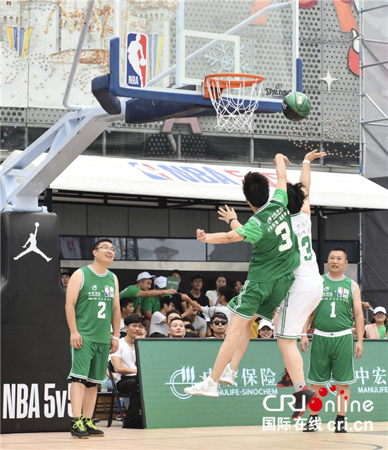 （供稿 文体列表 三吴大地南京 移动版）2018”NBA5v5“降临南京 中宏保险助力赛事