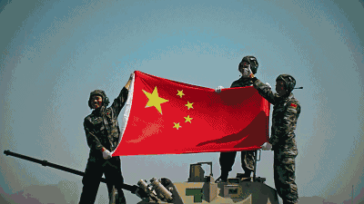 八一特辑｜《微笑着胜利》：这是子弟兵写给祖国的情歌