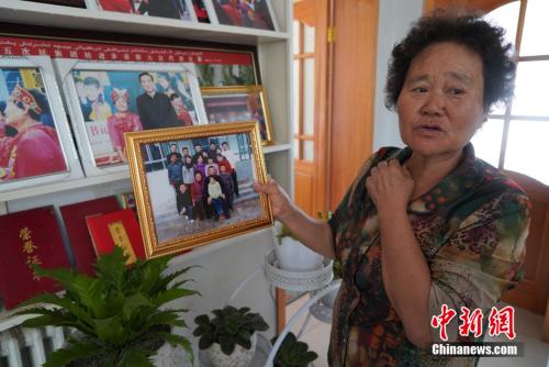 (新时代·幸福美丽新边疆)这位锡伯族母亲 感动了新疆伊犁河谷
