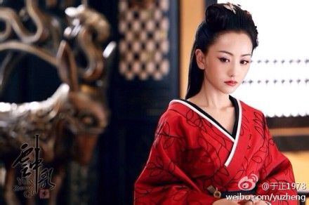 能hold住古装红衣的女星 谁最倾国倾城？