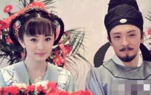 杨幂罕见古装旧照曝光 皮肤水嫩眼神灵气十足(图)