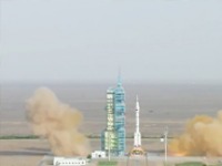 解码中国 现代飞天故事_fororder_1534147965433_665