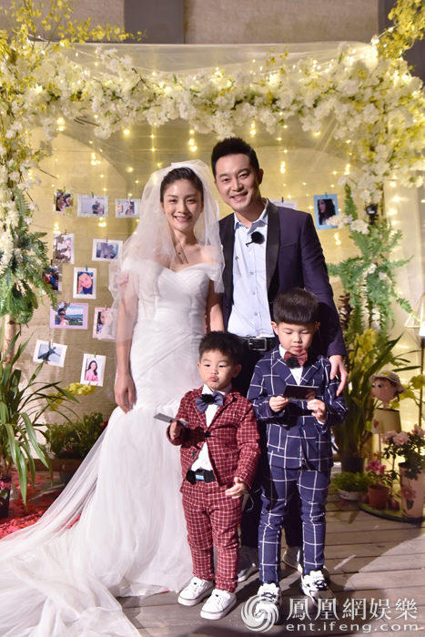 结婚6年后，沙溢为胡可办了第2次婚礼！