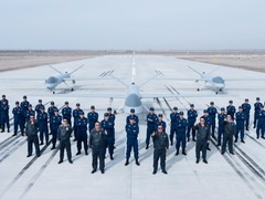 走近中国空军无人机飞行员