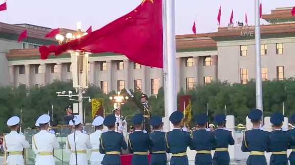 今天清晨，中国最“燃”的地方是这里！