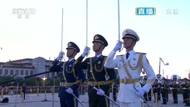 今天清晨，中国最“燃”的地方是这里！