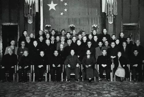【知所从来 思所将往】国庆感怀：69年前，他们如何协商建国？
