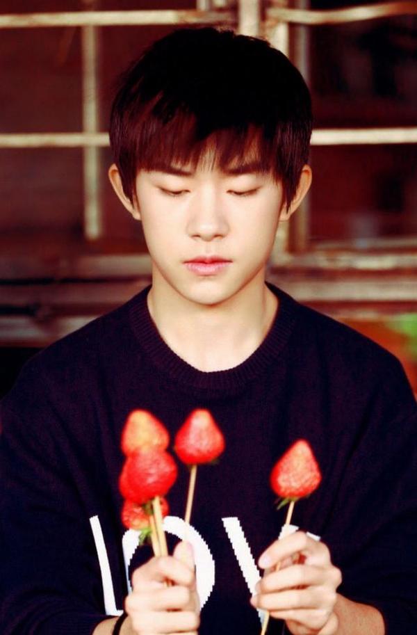 tfboys宋祖儿张一山 不到20岁就红遍全国的明星