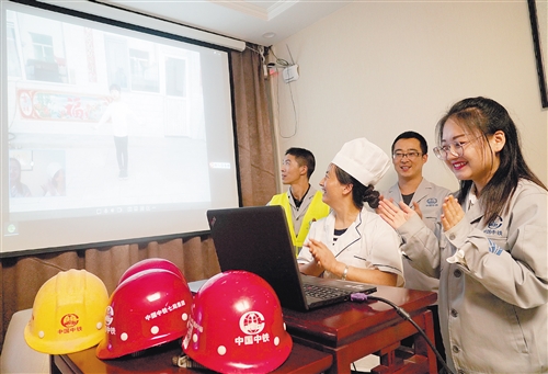 通讯方式多 联络更便捷