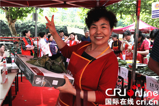 已过审【CRI专稿列表】渝北：星湖路社区开展"品味端午·传承文明"活动