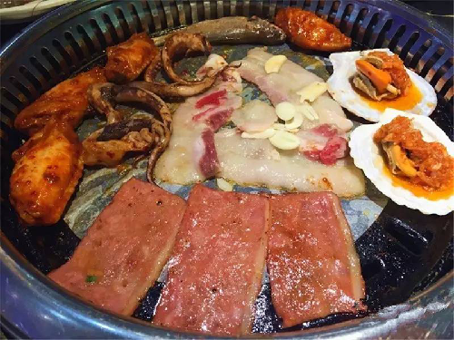 【食在重庆图文】来这几家性价比超高的自助餐 吃到嗨