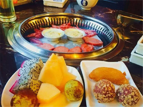 【食在重庆图文】来这几家性价比超高的自助餐 吃到嗨