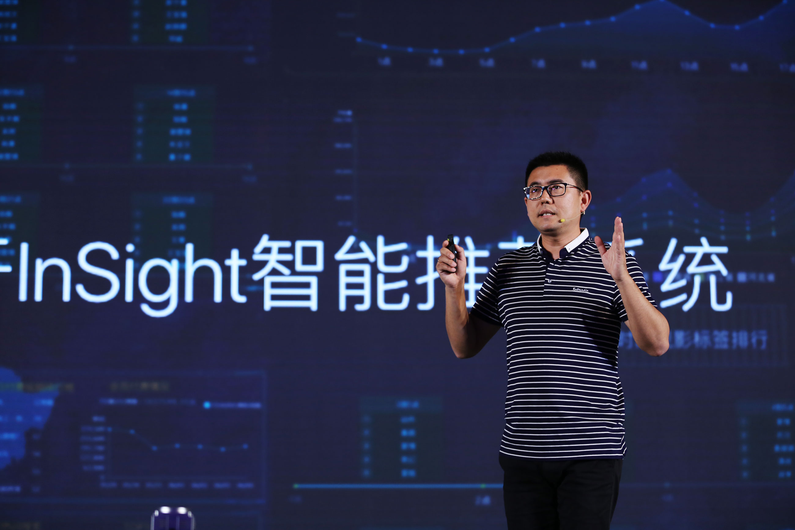 图片默认标题