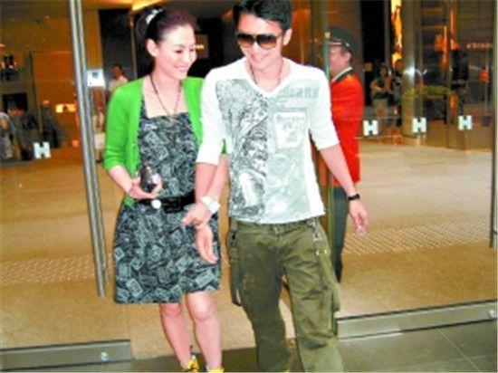谢贤又大赞张柏芝，这是在释放“锋芝”复合的信号？