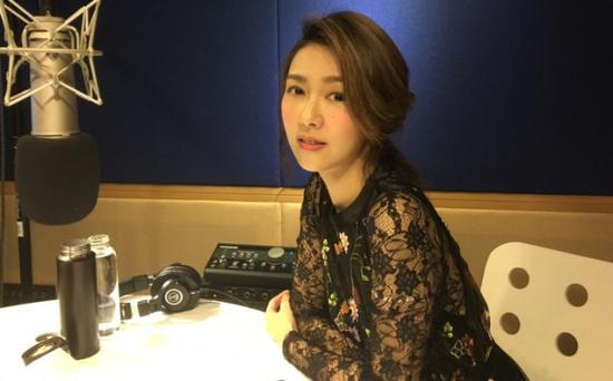 薛凯琪否认嫁富二代：只是我中学时认识的朋友
