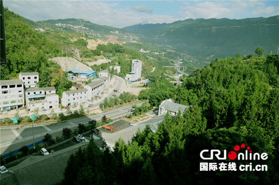 已过审【区县联动】【巫山】 重庆巫山公路交通枢纽美景迎客