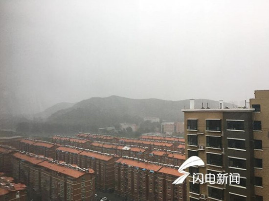 济南城区启动今年首个暴雨蓝色预警_fororder_1500338535746_副本