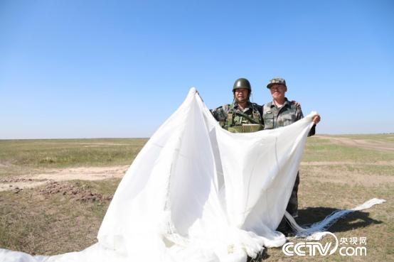 【网络媒体国防行】旅政委掷地有声 5句话“砸”出个“马宝川现象”