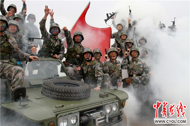 【网络媒体国防行】赤胆忠诚铸军魂！这支部队战味儿很浓