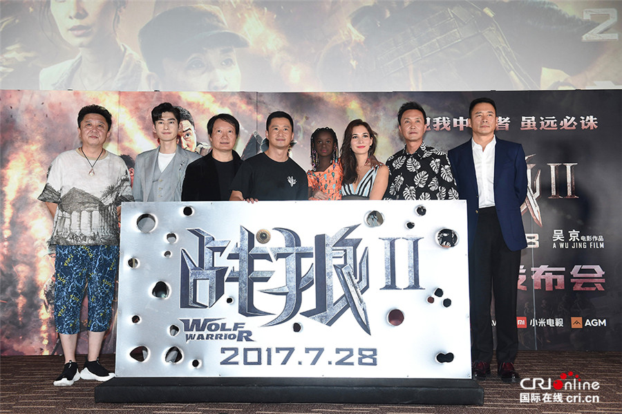 战狼2_fororder_24、电影《战狼2》7月27日晚提前点燃