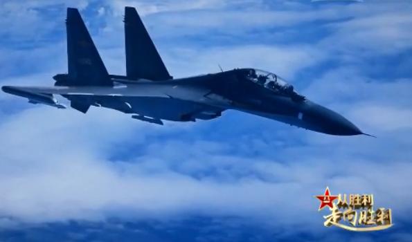 【庆祝中国人民解放军建军90周年】中国军队空军大飞机 战略空军的重要标志