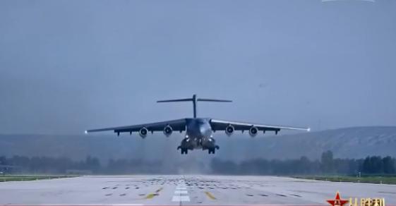 【庆祝中国人民解放军建军90周年】中国军队空军大飞机 战略空军的重要标志