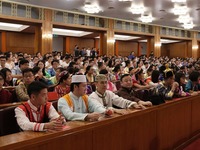 参加庆祝大会的少数民族代表_fororder_ne20170801030