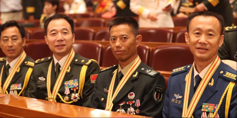 军队英雄模范代表
