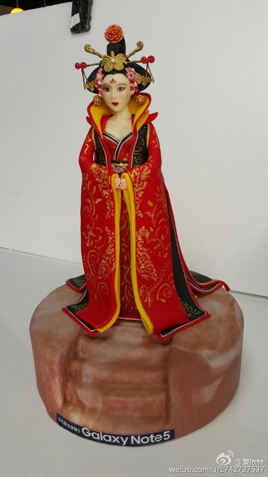 蔡依林蛋糕逼真，夏雨画工不俗，这些明星都是隐藏的大师