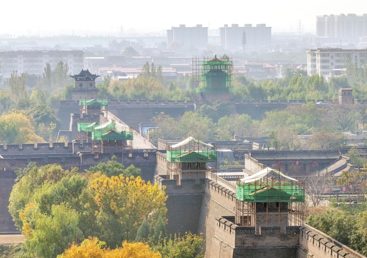 平遥古城东城墙展开修缮作业_fororder_123921c495383f874f298d74fc7ed918