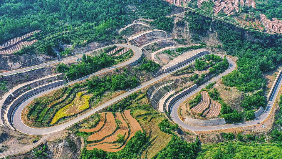 山西夏县：安全路 幸福路_fororder_10f2aacbf374faabb72009ca81cc61ed