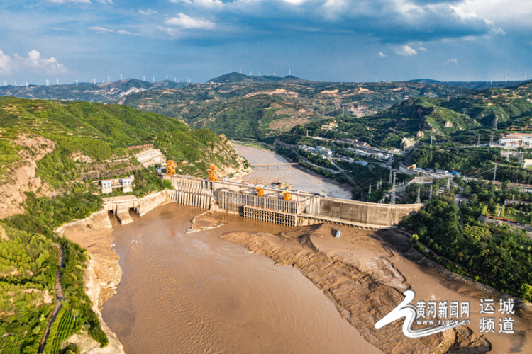 山西运城：黄河两岸景美如画