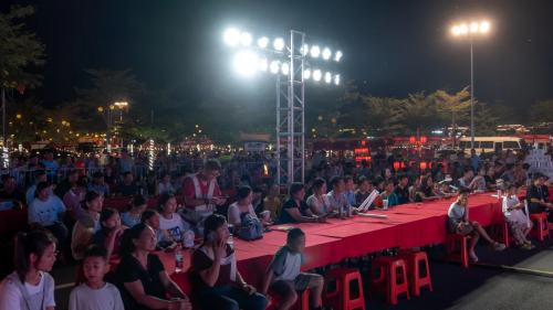 崇左新和景区“龙腾映月”活动：传统民俗融合现代体验 点亮双节文旅新场景